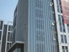 绿地北郊广场(商铺) 1室1厅 南