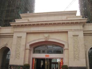 小区绿化高自带游泳池,南北格局 户型方正 采光充足