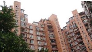 盛锦华庭2室1厅东南