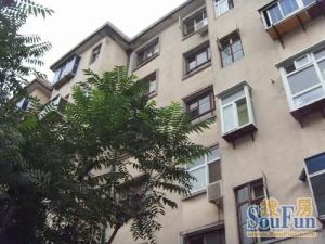 中山路保险公司宿舍(广润门一区) 南北通透,采光好 近地铁 视野好,诚心出售