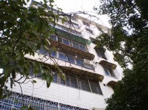 解放西路1号国税局宿舍 南北通透,采光好 视野好,诚心出售
