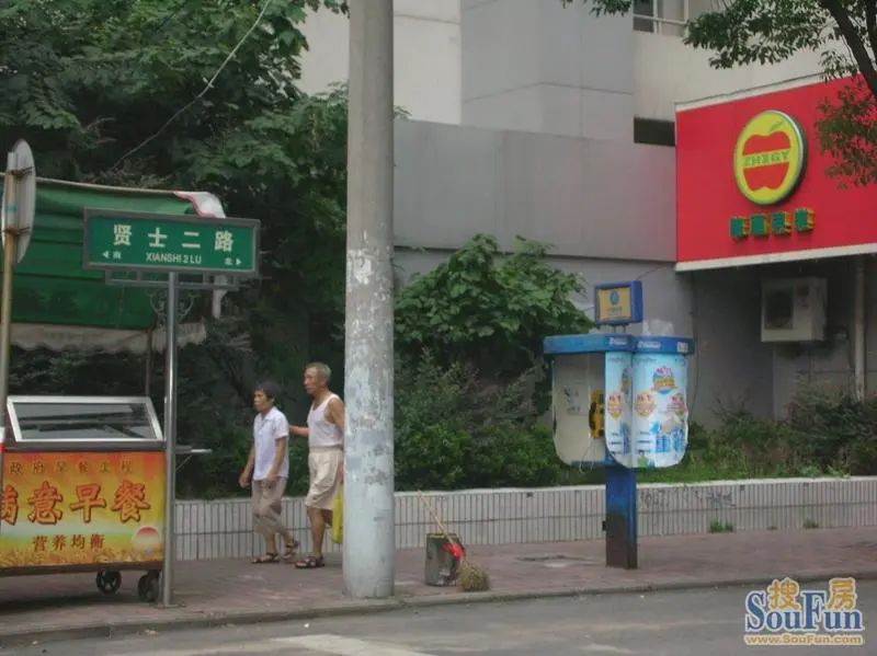 小区相关图