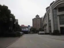 碧云低密度社区,新出大三房,户型方正,诚意出售
