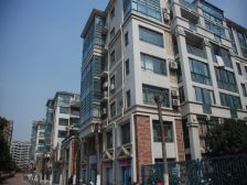 将军大道S1翠屏山站翠屏国际城香樟苑叠加别墅位置好满五年