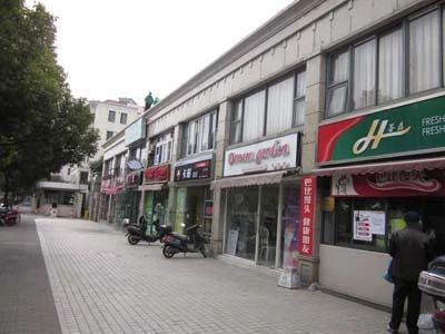 小区相关图
