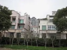 二期正四房,楼王位置看湖景,性价比很高,近期必售