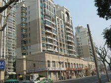 一梯两户,主卧朝南,房型正气,交通便利