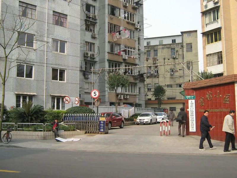 小区相关图