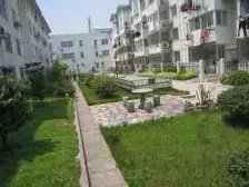 五楼复室 独立车库 总面积150平 看房有钥匙 宝带未用