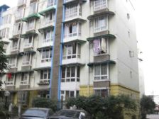 花香庭园 3室1厅 东南