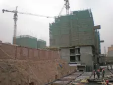 格兰绿都顶层复式 六室精装修 产权可按揭