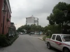 满五,采光好,精装修,三房朝南一房朝北,户型好