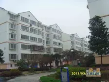 采香泾花园两室两厅纯毛胚中间楼层