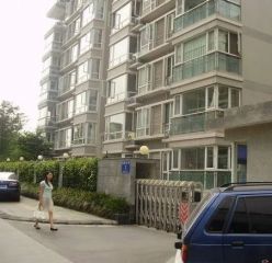 农商银行宿舍 3室2厅 北