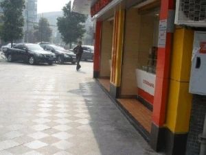 龙湾生活广场1室1厅南