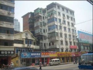 师大南路56号省人防宿舍 南北通透,采光好 近地铁 视野好,诚心出售
