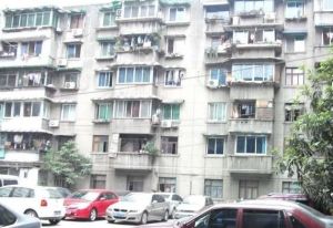 西府南街47号2室1厅南