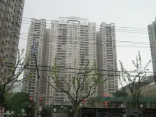 看陆家嘴三件套,瑞虹大平层,附带保姆房,4开间朝南