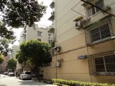 03年南北双阳台 主卧带转角大阳台!有车位!独苗户型