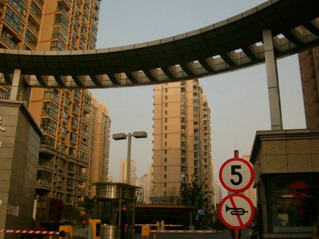 小区相关图