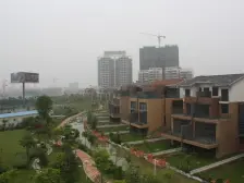 此户型方正,装修保养好,业主诚心出售,社区环境好