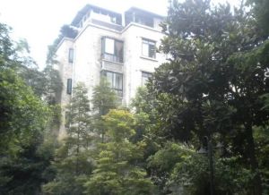 西区花园水之缘4室2厅东南
