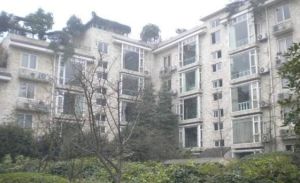 磨底河沿巷7号漪澜雅苑2室1厅南
