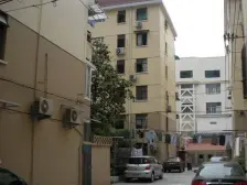 蒙自路380弄小区2室南朝向427.00万元/套出售