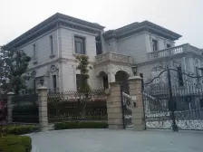 此房满五 装修 楼层 位置佳 诚意出售