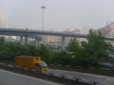 三峡广场商圈,半月楼车站旁,采光好,出行便捷