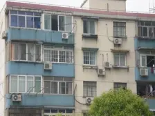 电梯高区可使用,房龄新,位置安静,税少诚售