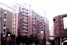 紧靠濠河,户型方正,视野开阔,诚心出售,满五唯一