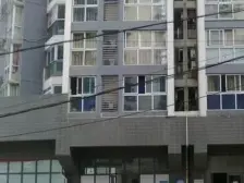 解放碑小什字轻轨旁 两房采光好 配套齐全