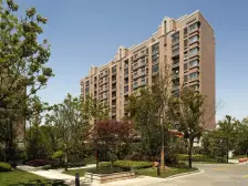 高区景观房,带私家车位,精装全屋地暖和空调,税很少