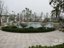 南山三房复式顶带阁,精装修,全天采光,随时看房