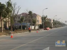 中海独墅岛,标准四房,60万装修,一线湖景房