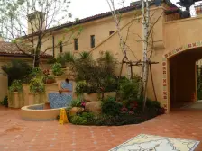 园林小区 南面正向花园 精装修保养好 采光充足 诚意售