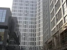 复式结构,楼上楼下,普通水电,使用面积大万达龙湖边