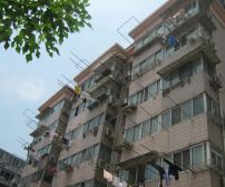 一梯三户,小户型,交通便利,精装修