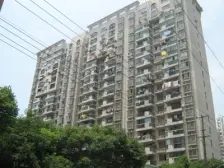 电梯房,南北通透,交通便利,居家装修