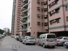 明星楼盘+3+1户型+中区采光视野好+税费少+看房方便