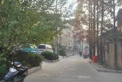 房东诚心出售,好楼层,采光好,启秀就在隔壁