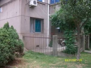 南池路35号东华计量所宿舍 南北通透,采光好 近地铁 中间楼层