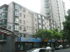 一梯两户,边套附带19平花园,地铁开在家门口,很安静