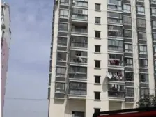 地铁口,电梯中层,一梯两户,满五税少,诚意出售