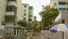 新上房源近地铁装修保养好可拎包入住