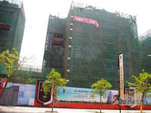 嘉瑞国际 4室2厅 东