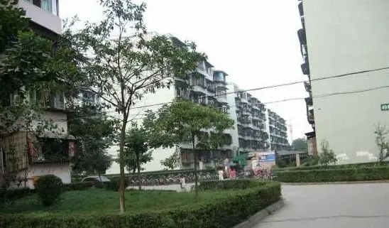 小区相关图