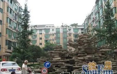 小区相关图