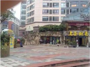 罗马假日广场1室0厅东南